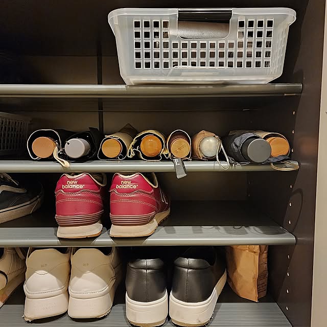 Entrance,傘の置き場所,折り畳み傘,折り畳み傘収納,クツ箱の中,玄関収納,シューズクローク,シューズクローク玄関/入り口,日傘収納,日傘兼用雨傘,忘れ物防止,忘れ物注意,竹炭,竹炭消臭 75の部屋