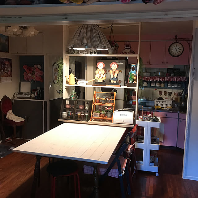 Kitchen,カフェ風ショーケースDIY,アメリカンカントリー,キッチン間仕切りDIY,腰壁DIY,テーブルリメイク DIY,IKEAの照明,『RCカントリー倶楽部☆』,イイねコメント感謝です♡♡ machakoの部屋