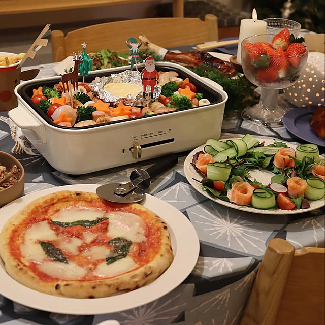 チーズフォンデュ,クリスマスディナー,クリスマス,ブルーノ,BRUNO,冬の食卓,暮らしを楽しむ,シンプルライフ,Myhome,IG→______________.ma,こどもと暮らす,注文住宅,シンプルなお家,こどもと暮らす。,おうち,すっきり暮らす,テーブルコーディネート,シンプルな暮らし,マイホーム,おうち時間,My Desk,イイホシユミコ,merimeri,リースサラダ,ミランダボウル,イッタラ,RoomClipショッピング ______________.maの部屋