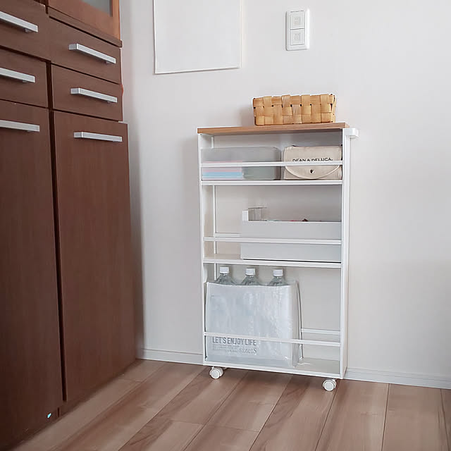 Kitchen,いつもありがとうございます♡,マンション暮らし,こどもと暮らす。,隙間収納,100均,スリムワゴン,ペットボトル収納,tower(タワー) mamiの部屋