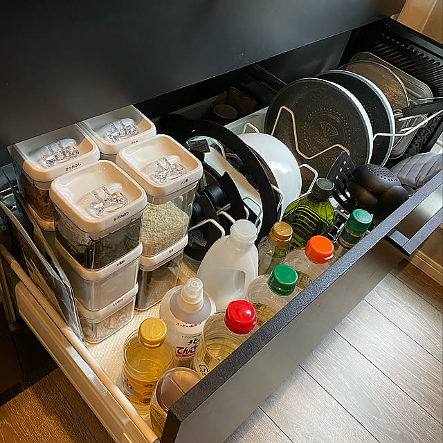 tower鍋蓋スタンド,towerシリーズ,調味料収納,収納,キッチン,ニトリ,クリナップ,フルフラットキッチン,オープンハウスアーキテクト,グリルレスIH,Kitchen,Easyレバーキャニスター na_taの部屋