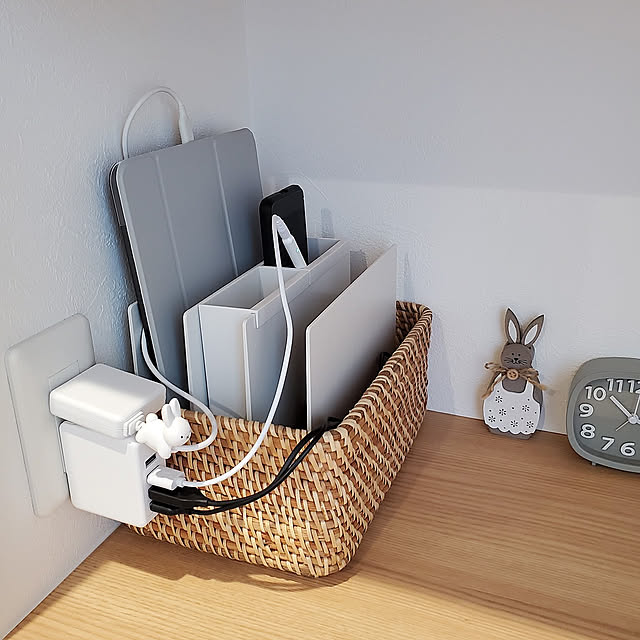 My Shelf,充電ステーション,セキスイハイム,グランツーユーⅤ,IC夫との家づくり,iPad収納,白×木,造作ニッチ,無印良品,ミッフィー annyaの部屋