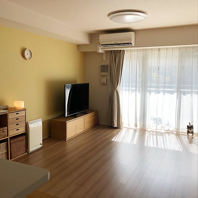 少ない物で美しく暮らす ミニマルインテリアの魅力と実践 Roomclip Mag 暮らしとインテリアのwebマガジン 少ない物で美しく暮らす ミニマルインテリアの魅力と実践 Roomclip Mag 暮らしとインテリアのwebマガジン