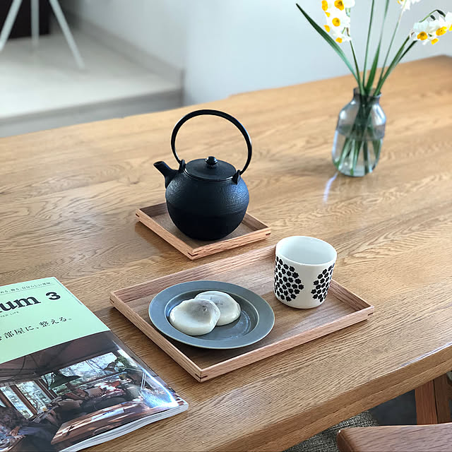 水仙の花,マリメッコ,無印良品,イイホシユミコさん,今年はあるもので暮らす,Lounge konatuの部屋