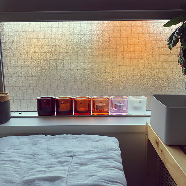 kivi キャンドルホルダー,秋のディスプレイ,北欧雑貨,シンプル,1LDK,Bedroom,秋色,キャンドルホルダー,窓辺のディスプレイ kumazouの部屋