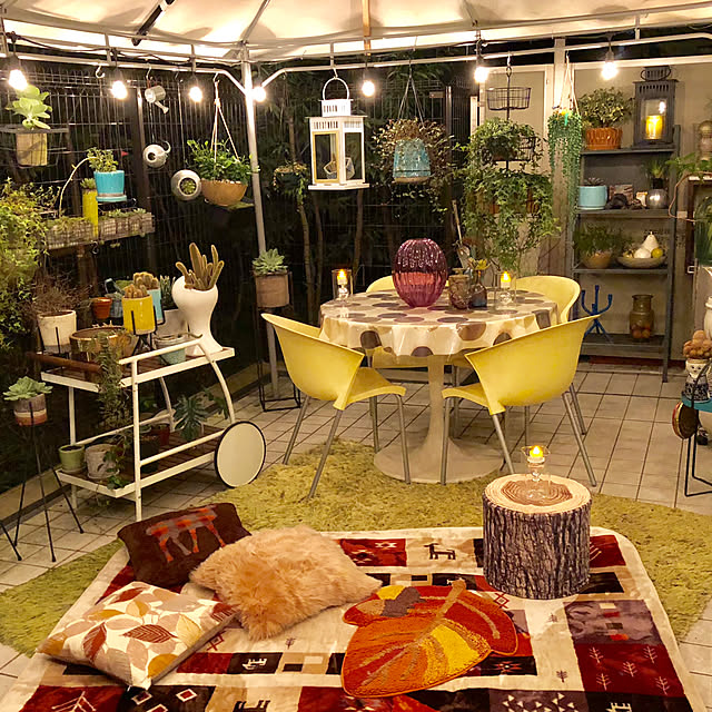 Entrance,賃貸マンション,植物のある生活,家族で暮らす,モニター中,切り株スツール,ニトリのクッションカバー,ニトリのラグ,ニトリマット,ニトリ,秋冬インテリア,ニトリ2018秋冬コーディネートモニター,夜のリラックスタイム,RoomClipドラマ化 yannの部屋