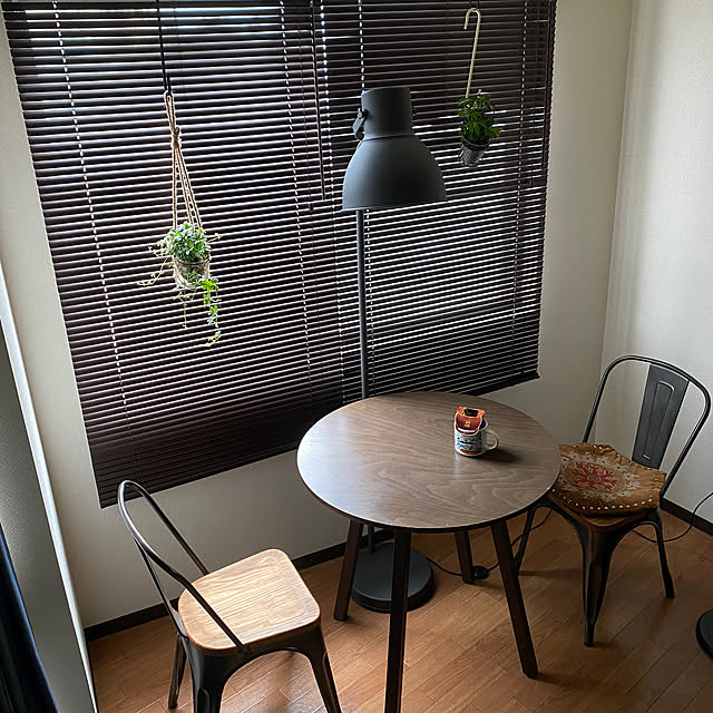 シュガーバイン,パーセノシッサスシュガーバイン,スタンドライト,IKEA,丸テーブル,ダイニング,Francfranc,新生活,Men's room,LOS ANGELES,TODAY'S SPECIAL,賃貸,賃貸でも諦めない,1LDK 1人暮らし,一人暮らし,1LDK,シェフレラコンパクタ,1LDK賃貸,男の部屋,カインズホーム,DIESEL LIVING,My Desk yamatoの部屋