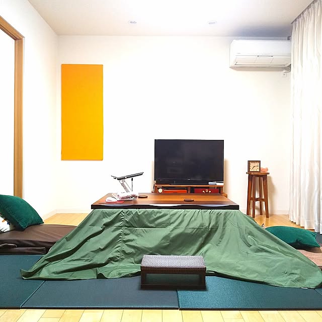 Lounge,秋色インテリア,DIY,内窓,ポリカーボネート中空板,内窓DIY,ポリカ内窓,コタツ,アカシア,ハイスツール,美草,香川こたつ rikkyの部屋