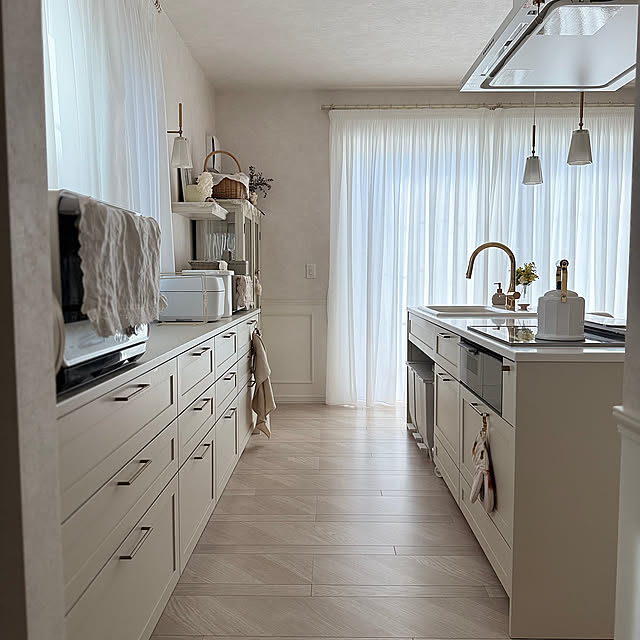 Kitchen,框扉のキッチン,框扉,ゴールド水栓,ゴールドが好き,コーラー社シンク,アイランドキッチン,ウッドワン スイージー,ウッドワン,わが家のキッチン,ホワイトインテリア,海外インテリア,ほうろう好き m623の部屋