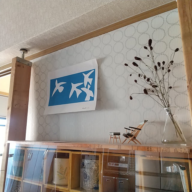 On Walls,防災,シンプリストになりたい,RC福岡,賃貸,防災とインテリアの両立,防災対策,ダイソー,防災 透明ジェルマット,北欧インテリア,ナチュラルインテリア,北欧,RC九州支部,アンリマティス,ポスター,ポスターのある部屋,タンバリン,マスキングテープ,超強力マグネット,クリップ,ワレモコウ,DIY棚,マグネット tokiwaの部屋
