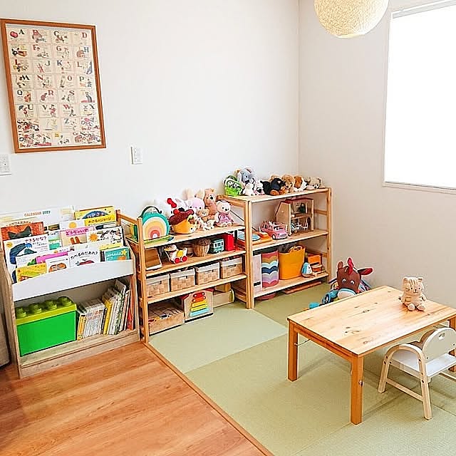 Lounge,こども部屋&キッズスペース,無印良品,雑貨,カラフル,おもちゃ,おもちゃ収納,ニコアンド,海外インテリア,プチプラインテリア,カラフルインテリア,子どもと暮らす,ダイソー,リラックス空間 snowdropの部屋