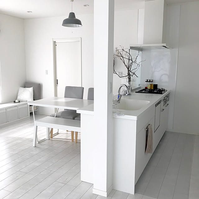Kitchen,LIXIL,狭小住宅,建築条件付き,二階リビング,IKEA,リクシルキッチン,リクシル床,無印良品,枝,シンプル,グレー,グレーインテリア,ホワイトインテリア,ホワイト R.Y.Tの部屋