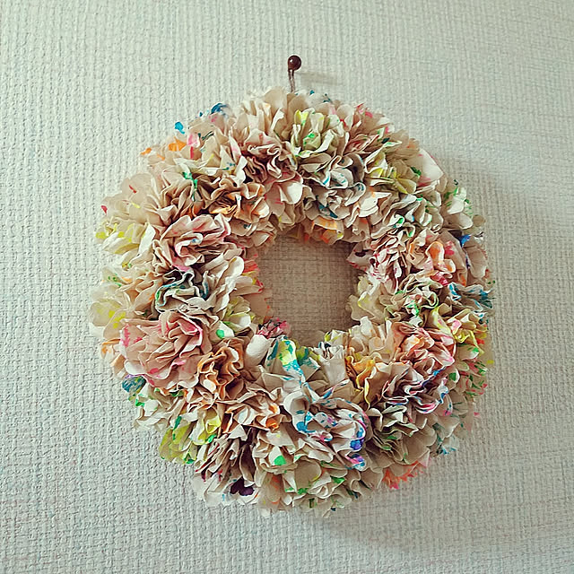 On Walls,ハンドメイド作品,ﾘｰｽ作りにハマる,色合わせを楽しむ,ひたすら地道な作業,遊びごころ 325unの部屋