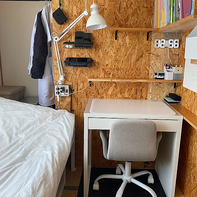 Overview,子供部屋,DIY,秘密基地,カインズ,OSB合板,コンパネの壁,2×4材,ニトリ,IKEA,中学生の部屋,中学生男子部屋 renyanyaの部屋