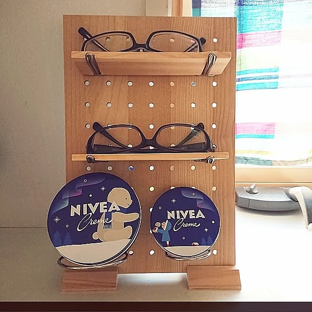 Bathroom,10分でできる,有孔ボード,パンチングボード,メガネ置き,ダイソー,100均,NIVEA urchinの部屋