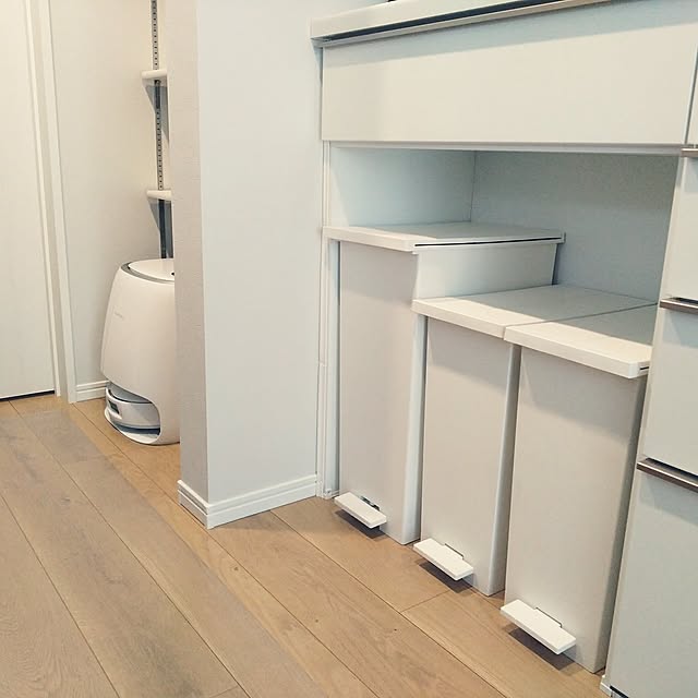 Kitchen,キッチンのゴミ箱,ゴミ箱,ゴミ箱45l,ゴミ箱32l,ゴミ箱分別,KEYUCAゴミ箱,KEYUCA,KEYUCA ゴミ箱,ゴミ出し動線 maifofoの部屋