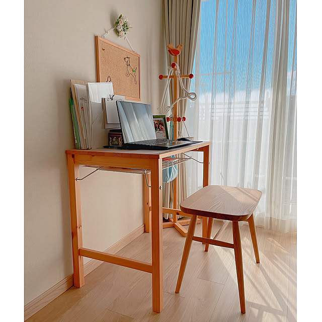 無印良品 家具,自分へのご褒美,ひとりごと,マンション暮らし,住み替え,無印スツール,楽が好き,姉妹の母,夫は戌年,冬の窓際,My Desk,ランドセルラック再利用 betty2の部屋