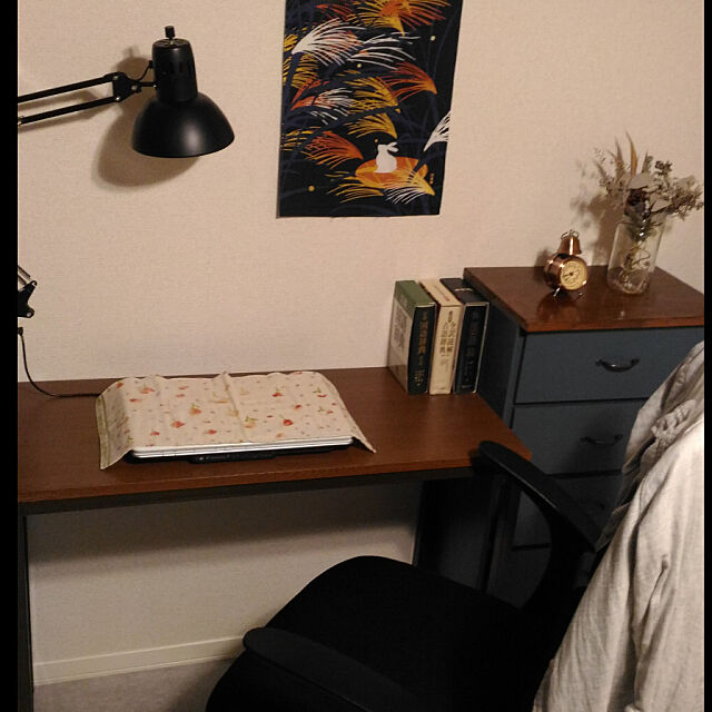 My Desk,PCデスク,デスク周り,オフィスチェア,引き出し,一人暮らし shokupanの部屋
