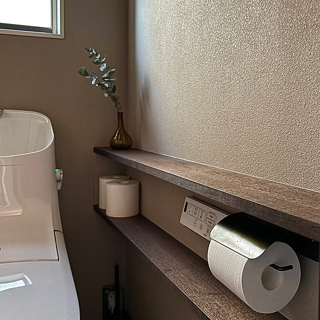 Bathroom,余白のある暮らし,フラワーベース,トイレットペーパーホルダー,タオル掛け,造作棚,暮らしを楽しむ,リノベーション2年,築30年以上 eruの部屋