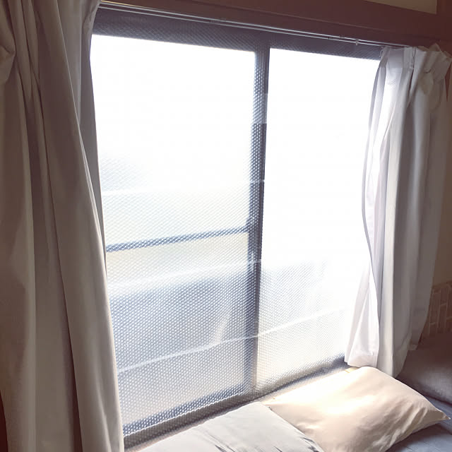 断熱,窓にプチプチ,大掃除,Bedroom usagiの部屋