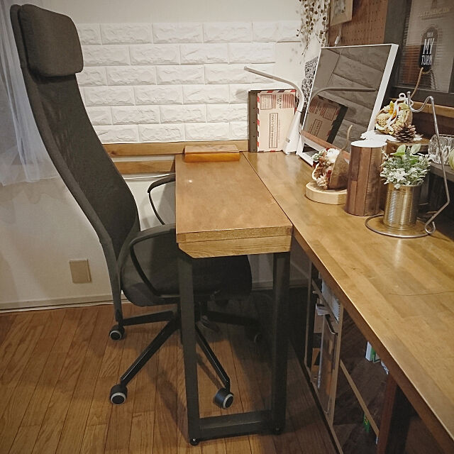 My Desk,書斎,机DIY,IKEAの椅子,パソコン周り,リビングカウンター,ベニヤ板,アジャスターボルト,DIY,取り外し可能,工夫してみました yumiの部屋