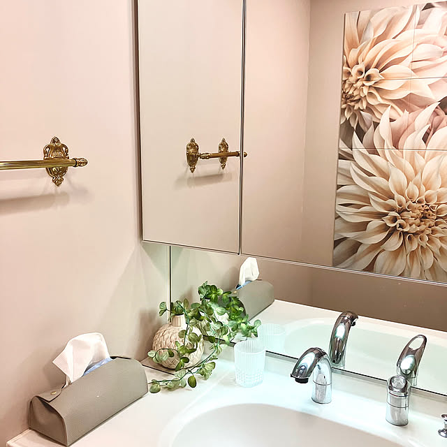 Bathroom,ホテルライクに憧れる,LIXIL,海外インテリアに憧れて,ナチュラル,ニトリ,フェイクグリーン,リクシルストア,イタリア製雑貨,ピンクの壁紙,エコカラット,エコカラットセルフ micheの部屋