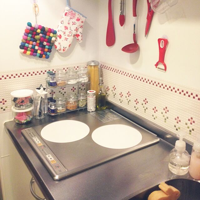 Kitchen,キッチンは赤,1K,赤,キッチン小物,一人暮らし cocoroの部屋