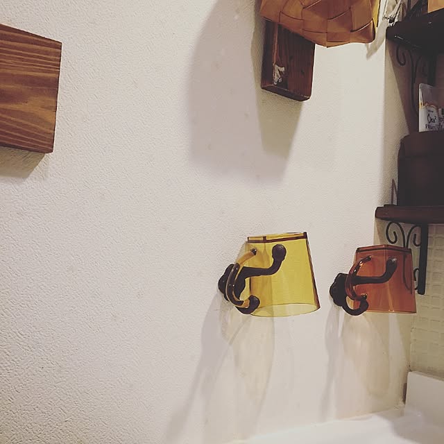 Bathroom,ダイソー,100均,IG→punmaiko,ハンドメイド,築20年,DIY,やりすぎない男前を目指す‼︎,男前,セリア,いつもいいねありがとうございます♡,北海道支部,フォローありがとうございます♡,こどもと暮らす。,中古住宅,洗面台リメイク,洗面所 PUNの部屋