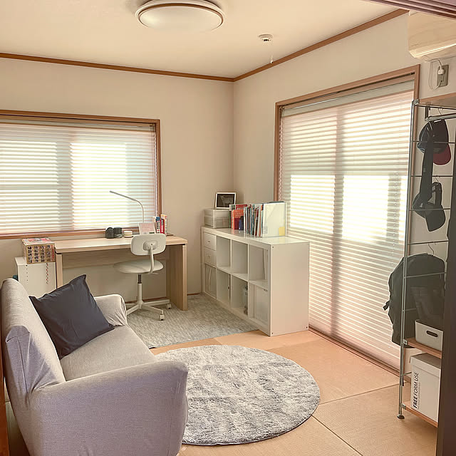 Overview,ラグ,IKEA,デスク周り,暮らしを楽しむ,すっきりした空間,整理収納,すっきりとした暮らし,ニトリ,ニトリラグ Hiromi-lifeorganizerの部屋