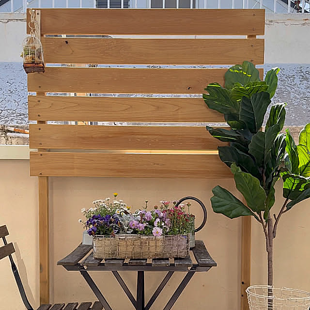 Bedroom,板壁DIY,板壁,フェイクグリーン,木のある暮らし,ディスプレイ kokkomachaの部屋