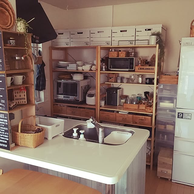 Kitchen,フェローズ,バンカーズボックス,無印良品,男前,雑貨,カフェ風,DIY,100均,アンティーク,北欧,フェイクグリーン,salut!,食器,ワイン木箱,狭いお家,賃貸住宅 mnr_4775の部屋