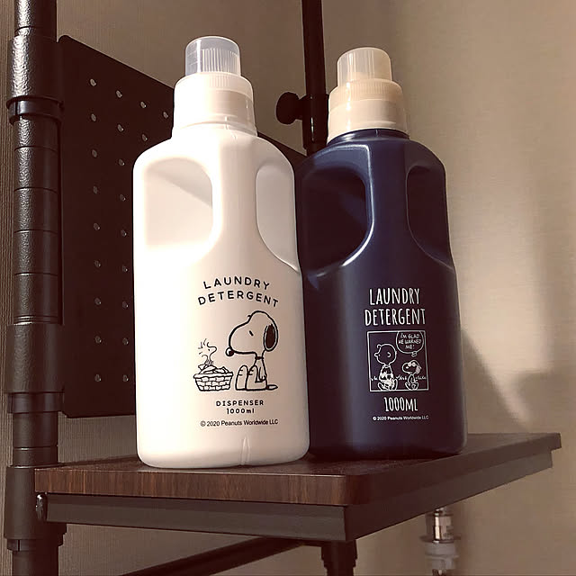 いつもいいねやコメントありがとう♡,コメントお気遣いなく♡,Bathroom,詰め替えボトル,柔軟剤ボトル,THREEPPY,300円ショップ,スヌーピー♡,洗剤ボトル,フォロワーさんに感謝♡,ランドリーボトル alomalomの部屋