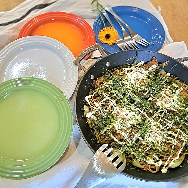 Kitchen,お気に入りの器,ル・クルーゼ,お皿♥,NO RC NO LIFE☻*,いいね、フォロー本当に感謝です♡,見てくださってありがとうございます♡,心地よい暮らし,好きなものに囲まれて暮らす,うつわが好き,パエリアパン Ann+ROOMの部屋