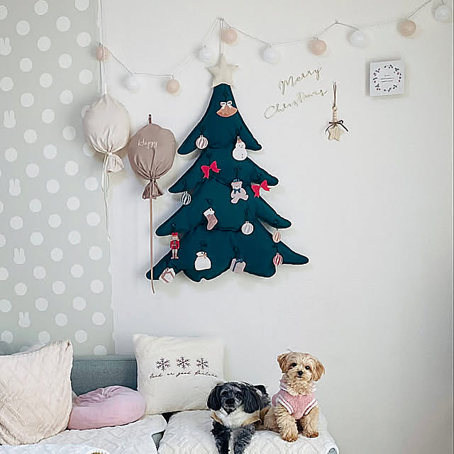 On Walls,チワプー♡,マルプー♡,SHEIN,IKEAのソファー,3COINS,クリスマス,RCの出会いに感謝しています♡ aminamiの部屋