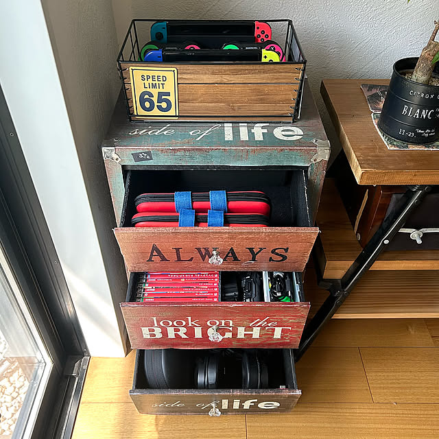 Lounge,整理整頓,隠す収納,1箇所に集めて収納,ゲーム機置き場,ゲーム機収納,片付けやすい工夫,RCの皆さまに感謝♡,いいね&フォローありがとうございます☆,RoomClip運営チームの皆様に感謝♡,Room Clipとの出会いに感謝✳︎,POLUS,ポラス分譲,DIY女子,DIYライフ adamoの部屋