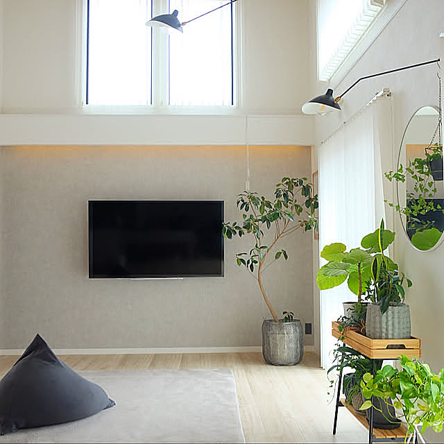 ソファーのない暮らし,ヨギボーのある生活,ヨギボー,ラシッサDフロア,ラシッサDフロア チェスナット,ホワイトグレー,バーチカルブラインド,北欧,ig→ wako_ru,壁掛けテレビ,子供と暮らす,こどもと暮らす,子供のいる暮らし,Lounge wakoの部屋