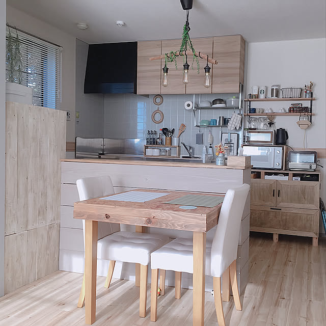 Kitchen,リノベーション,初投稿,DIY,賃貸,築25年,セリア,100均,ハンドメイド,IKEA,ニトリ,フェイクグリーン,カフェ風,照明,ドライフラワー,salut!,カインズ pupuの部屋