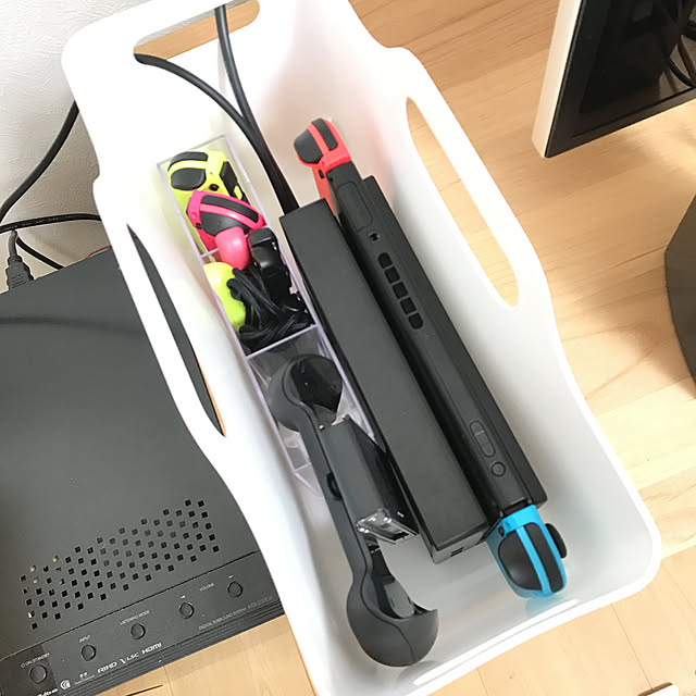 ニンテンドースイッチ,ゲーム機収納,配線隠し,こどもと暮らす,Lounge,セリア,ソフトライナーケース peの部屋
