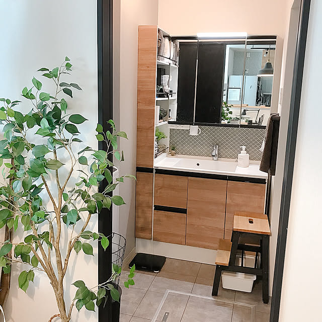 クッションフロアDIY,クッションフロア,洗面所リメイク,洗面所DIY,洗面所,海外インテリアに憧れる,リメイクシート,建売住宅,建売だけどオシャレハウスを目指します!,シンプルな暮らし,建売を自分好みに♡,建売住宅diy,rcb4026,イマジンウォールペイント,Bathroom hana87__homeの部屋