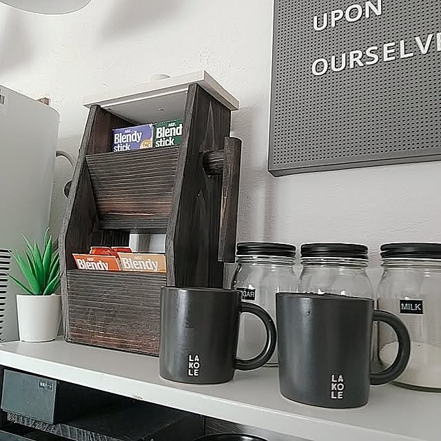 Kitchen,ラコレハウス,カフェコーナー,モノトーン,キッチンカウンター,中古マンション,マグカップ,LAKOLE yuuの部屋