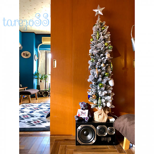 いろんな場所に飾りたい 省スペースなクリスマスツリー Roomclip Mag 暮らしとインテリアのwebマガジン