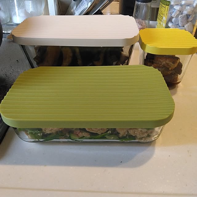 Kitchen,買ってよかったもの,マンション,4LDK,5人家族,子どもと暮らす,いいね&フォローありがとうございます☆,耐熱ガラスイケヤ,使いやすい,カラフルでテンション上がります,大きさも丁度いいね,保存便利,作り置きを入れてます,イベント参加 tomo3の部屋