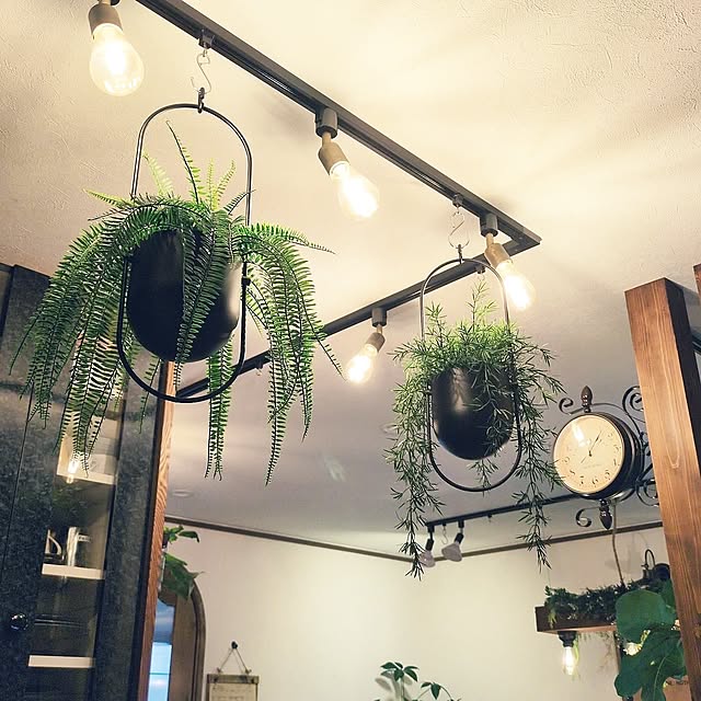Kitchen,フェイクグリーン,IKEAハンキングプランター,カフェ風インテリア,カフェ風,オーク材,イベントに参加します♡,観葉植物と暮らす,IKEAフェイクグリーン milkyの部屋