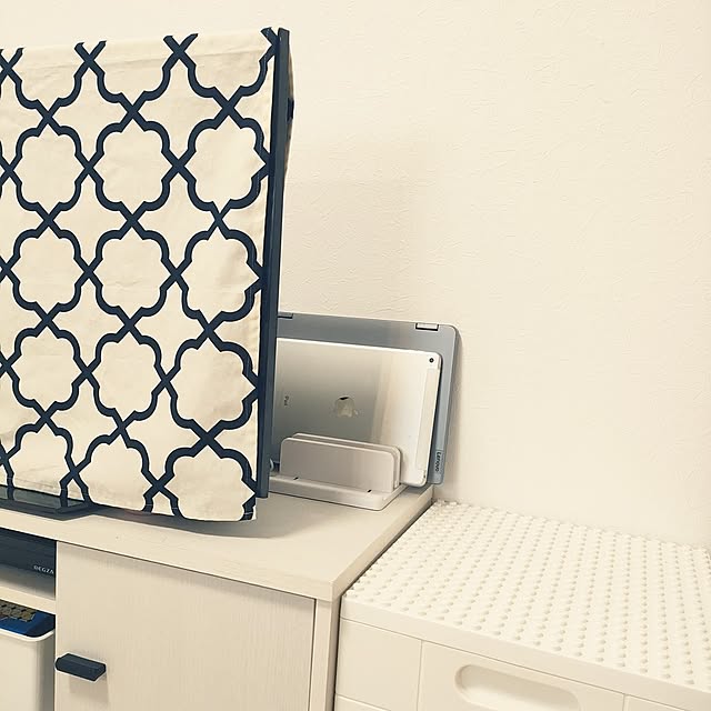 Lounge,すっきり暮らしたい,シンプルに暮らしたい,中古戸建て,ホワイトインテリア,LDK,タブレット置き場,ノートPC置き場,リビングインテリア,片付けました,テレビ周り,片付け中 & 改良中 saki++の部屋