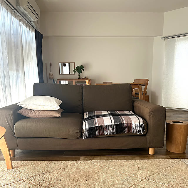 Lounge,ソファ,観葉植物,無印良品,unico,インテリアグリーン,ナチュラルインテリア,北欧インテリア,賃貸マンション,賃貸インテリア,無印良品ソファ,シンプルインテリア,無印良品 壁に付けられる家具,すっきり暮らしたい,リノベーション賃貸,植物のある暮らし,賃貸でも楽しく,IKEA,ニトリ Hiraの部屋