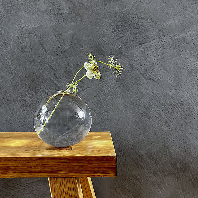 季節を感じる暮らし,季節の花,ニゲラ,花器,フラワーベース,みずのうつわM,みずのうつわ,モールテックス壁,モールテックス,RoomClipショッピング,植物のある暮らし,花のある暮らし,Overview ryoの部屋