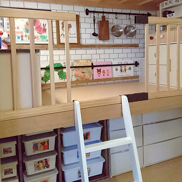 My Shelf,ロフトのある部屋,収納アイデア,子どもと暮らす,DIY,おもちゃ箱DIY,壁紙,無印良品,壁紙屋本舗,2×4材,カインズ,おうちカフェ,IKEA Rikokkumamaの部屋