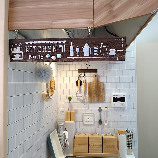 Kitchen,☀︎*.｡晴れ,おうち時間,セリア,Daiso,漆喰ペイント,プレートDIY,ステンシルシート maikaeの部屋