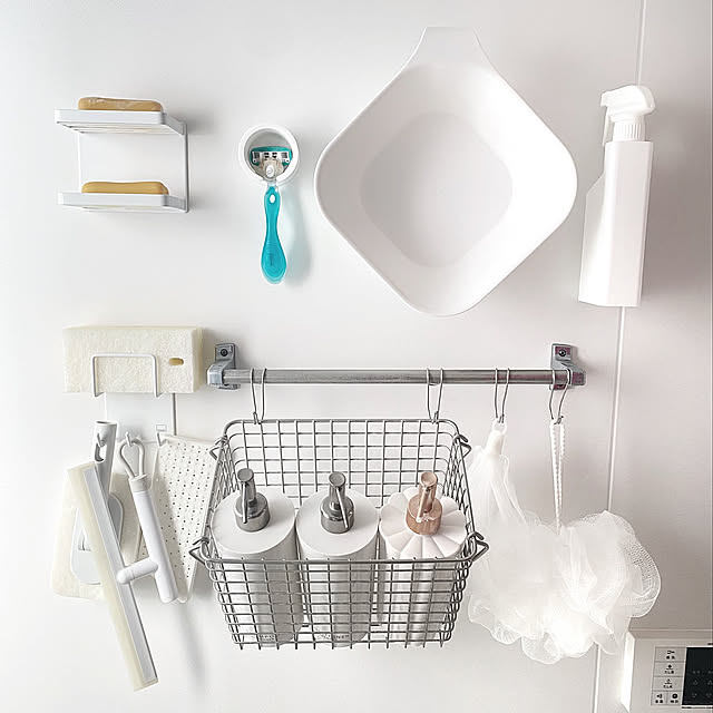 シェーバーホルダー,浮かせる収納,ワンルーム,ひとり暮らし,一人暮らしインテリア,賃貸インテリア,一人暮らし,一人暮らし 1K,掃除しやすい家,片付けやすい,1K,賃貸,Bathroom riririの部屋