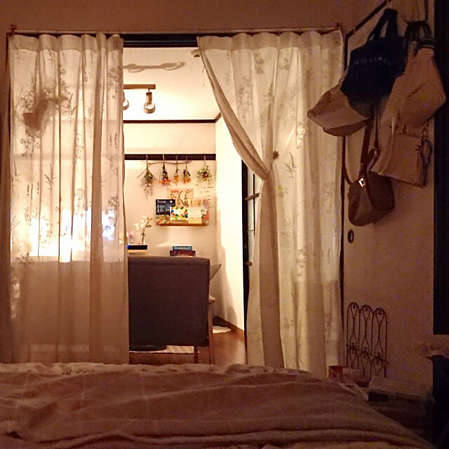 Bedroom,2DK,間切り,ニトリのレースカーテン,ひとり暮らし,一人暮らし,賃貸アパート,賃貸,和室,寝室 zunnchiの部屋